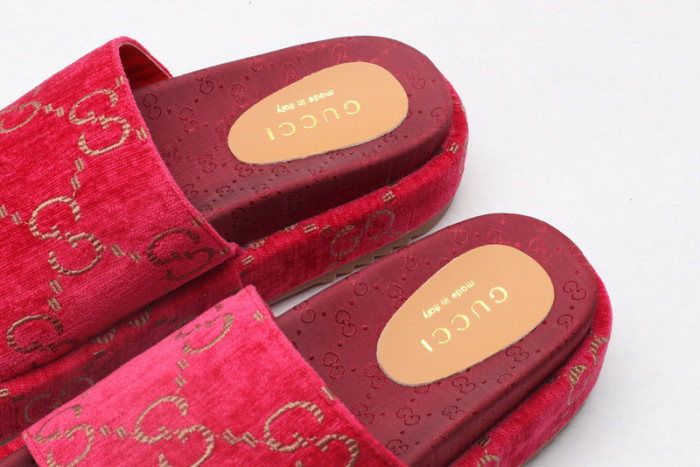 guc sandal