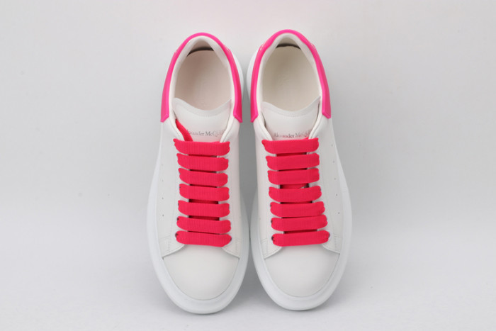 alex mcqu sneakers