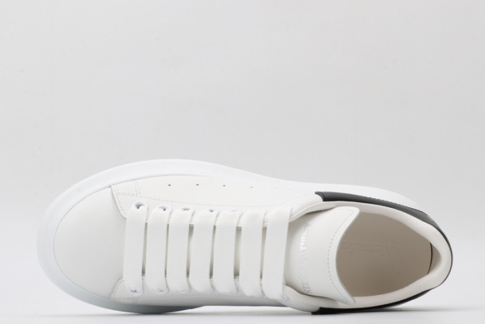 alex mcqu sneakers