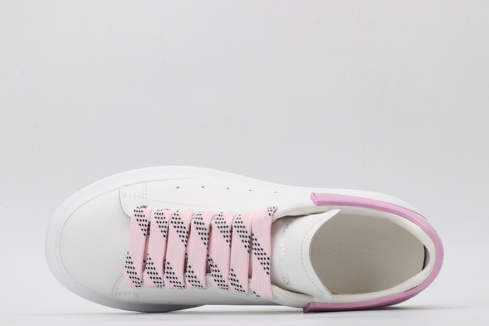 alex mcqu sneakers