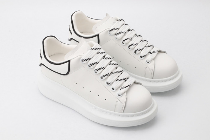 alex mcqu sneakers