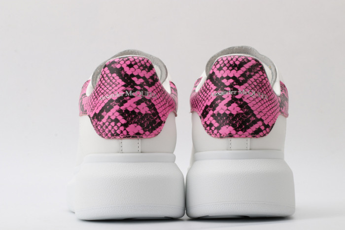 alex mcqu sneakers