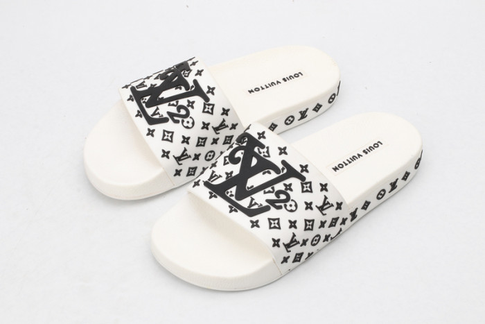 lovt sandal