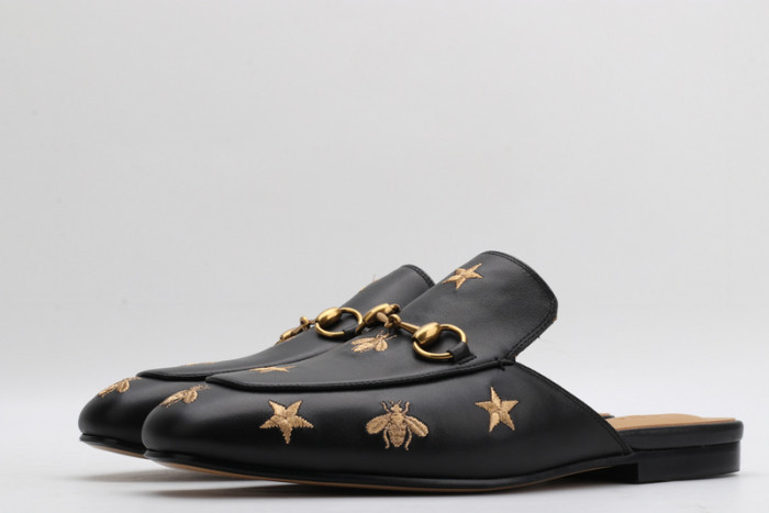 guc loafer