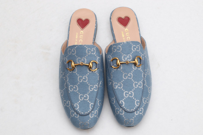 guc loafer