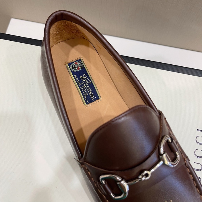 guc loafer