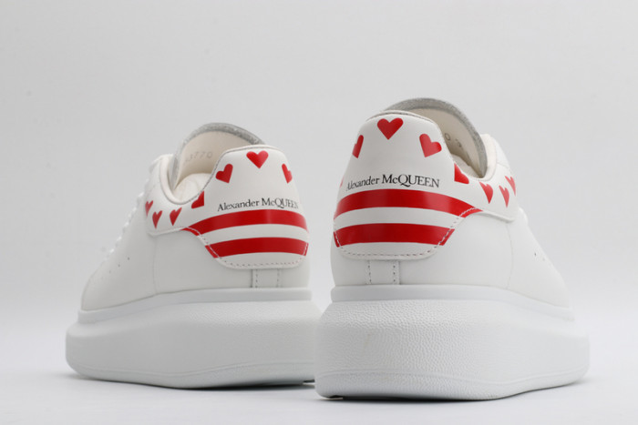 alex mcqu sneakers
