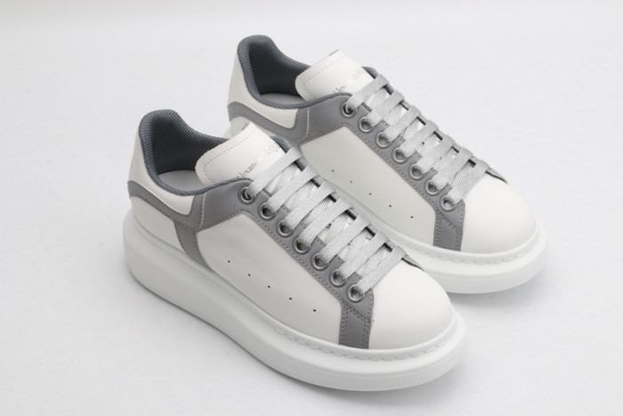 alex mcqu sneakers