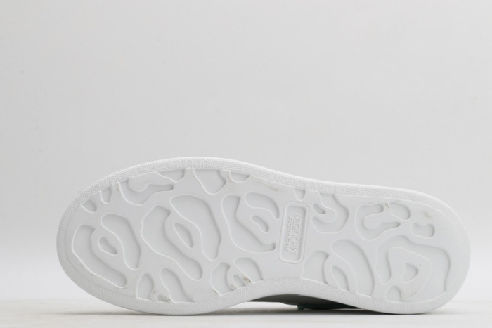 alex mcqu sneakers