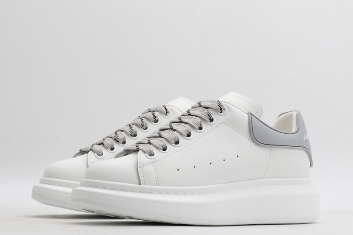 alex mcqu sneakers