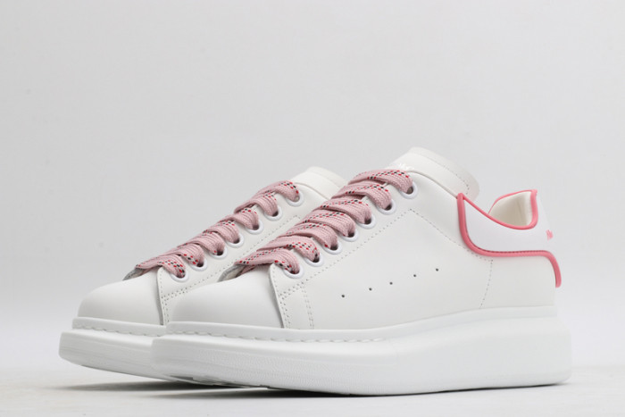 alex mcqu sneakers