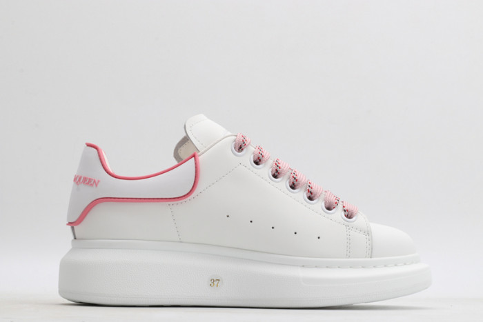 alex mcqu sneakers