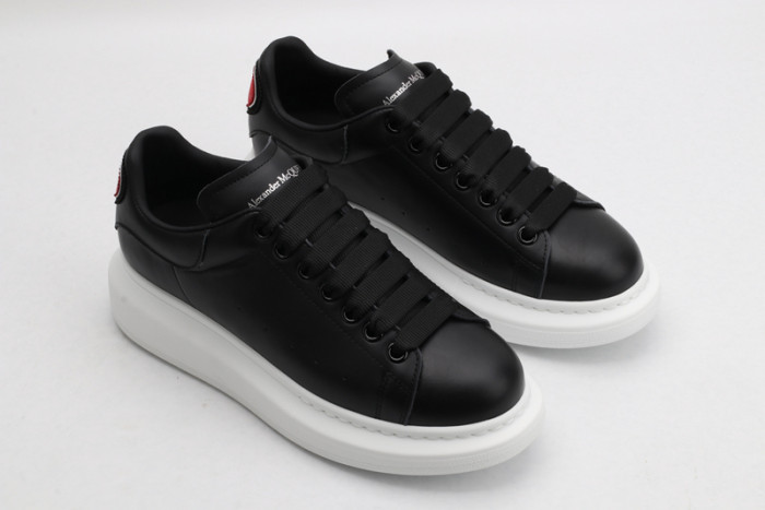 alex mcqu sneakers