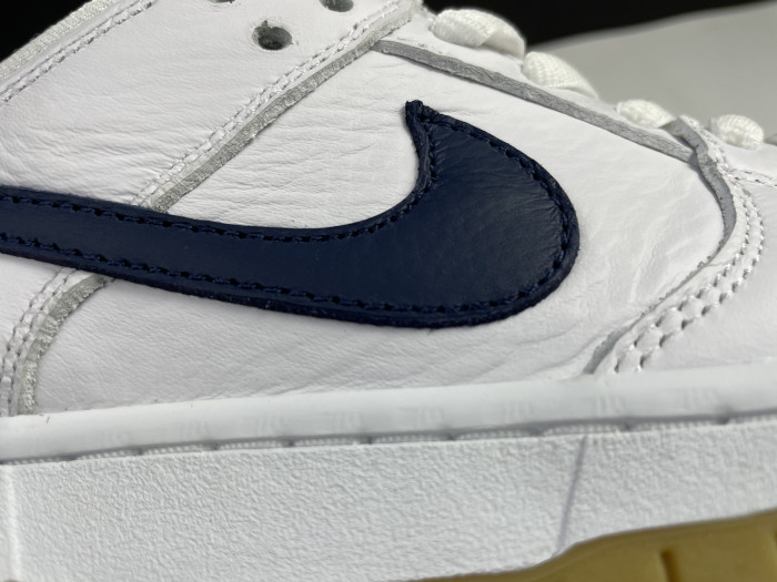 nike dunk sb low “classic green” cz2249-100