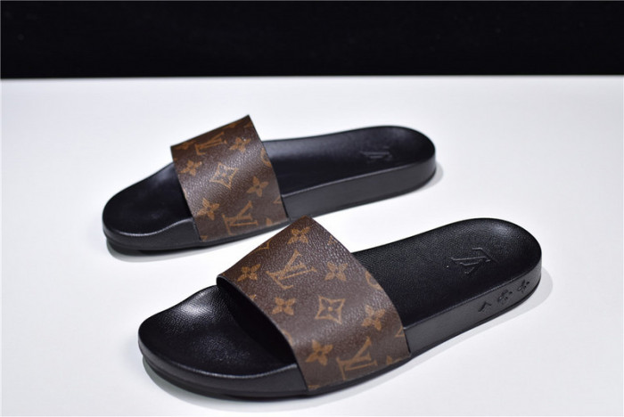 lovt sandal