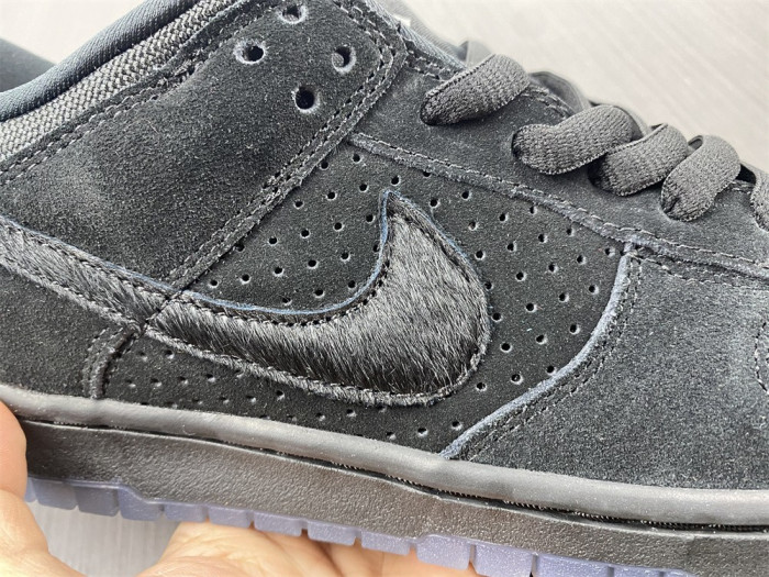 undefeated x nike dunk low do9329-001