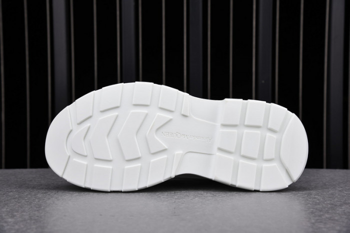alex mcqu sneakers