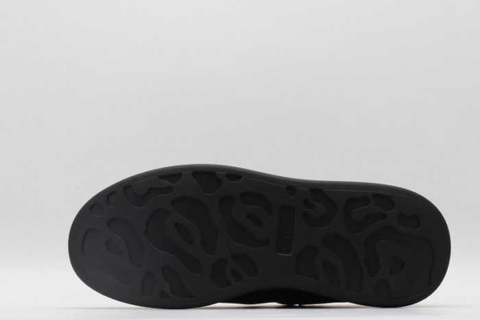 alex mcqu sneakers