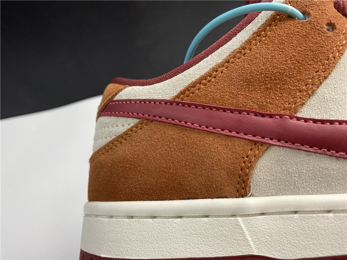 nike sb dunk low pro dark russet cedar bq6817-202