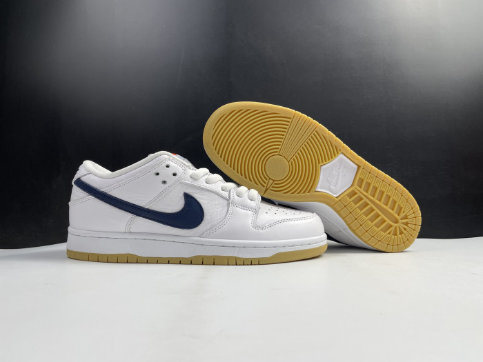 nike dunk sb low “classic green” cz2249-100