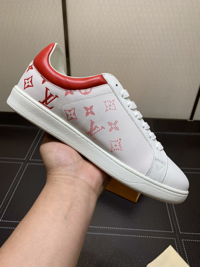 lovt sneaker