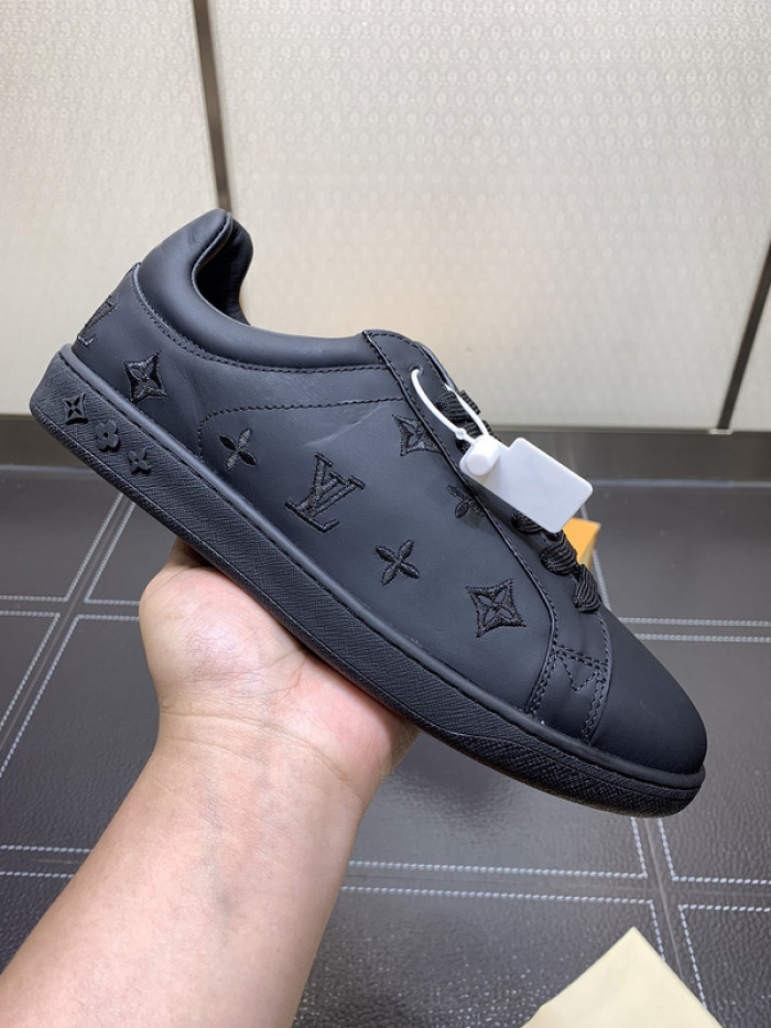 lovt sneaker