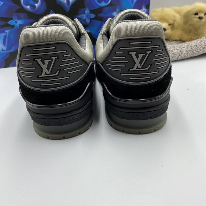 lovt sneaker