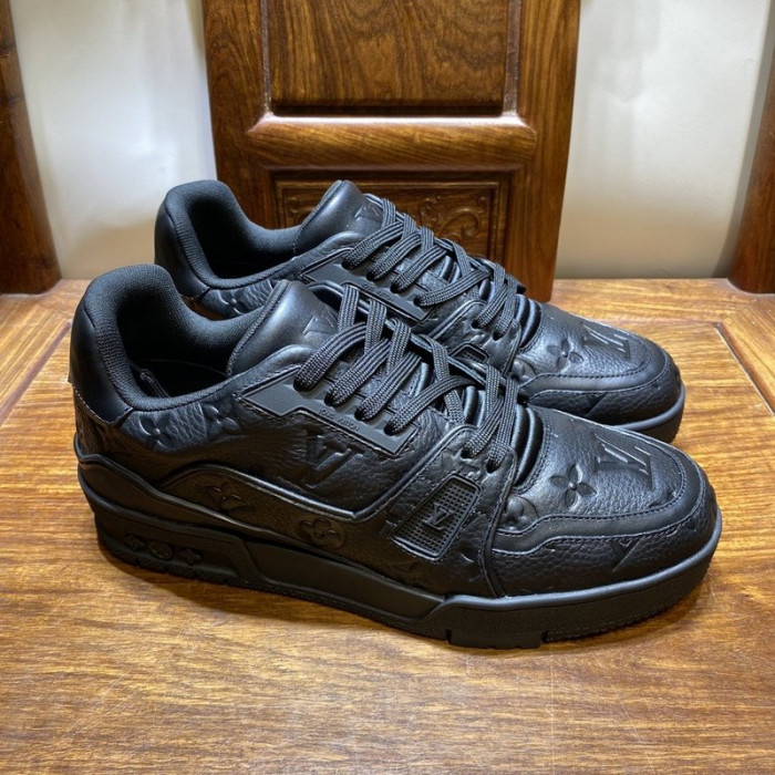 lovt sneaker