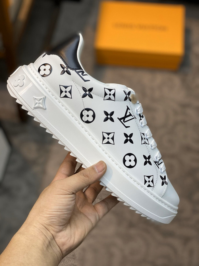 lovt sneaker