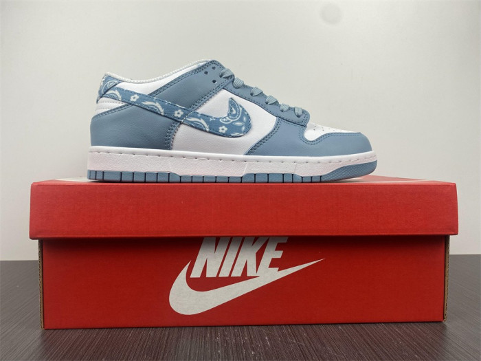 nike dunk low essential paisley pack worn blue dh4401-101