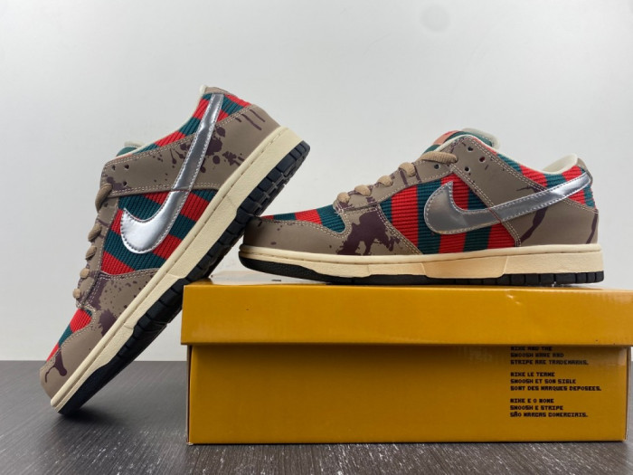 nike sb dunk low freddy krueger 313170-202