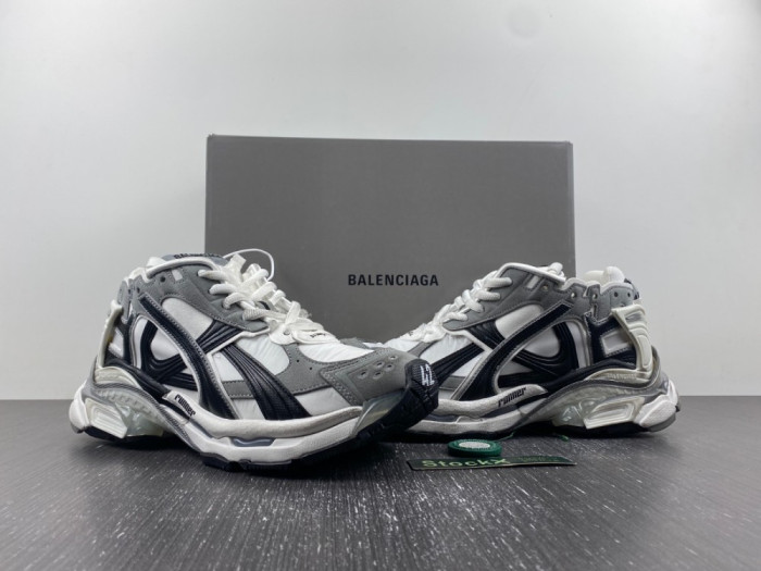 Ba*len*cia*ga runner black white 772774-w3rny-9012
