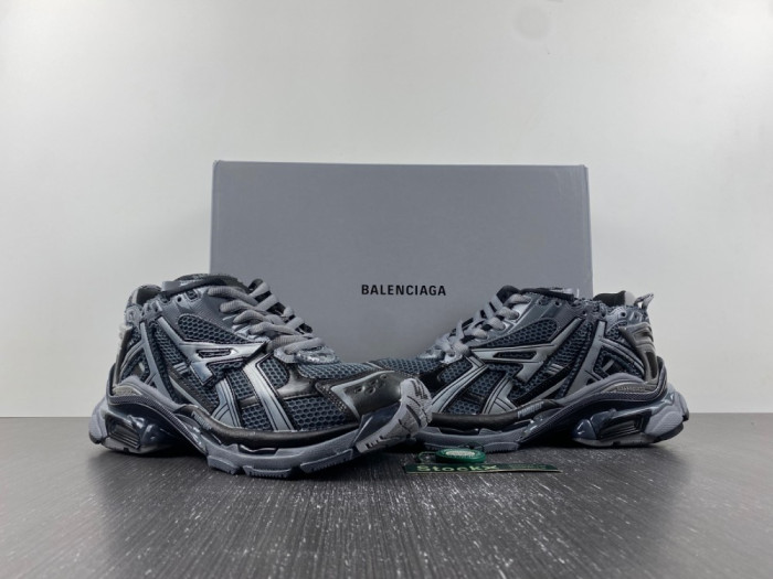Ba*len*cia*ga runner 677403w3rbr1515