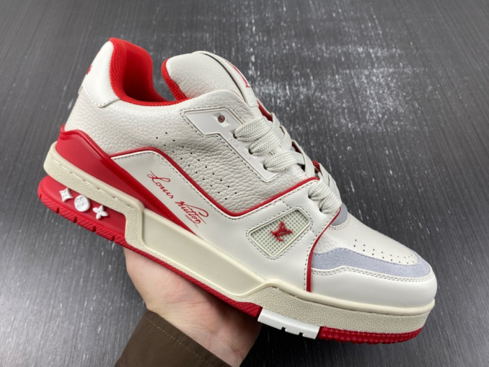 2023 l**is V*t*n lv trainer 25289