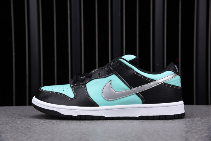 diamond S*pply co. x dunk low pro sb ''t*f*ny'' 304292-402
