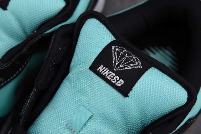 diamond S*pply co. x dunk low pro sb 
