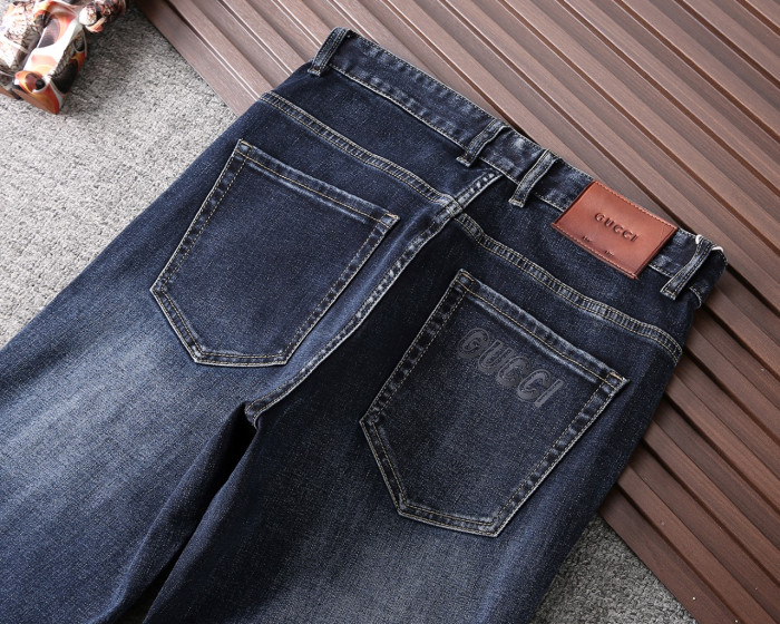 G*u*i pants g3612