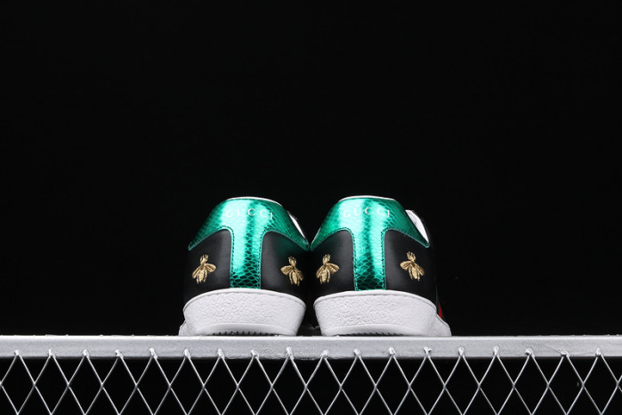 gi ace embroidered low-top sneaker h903p105