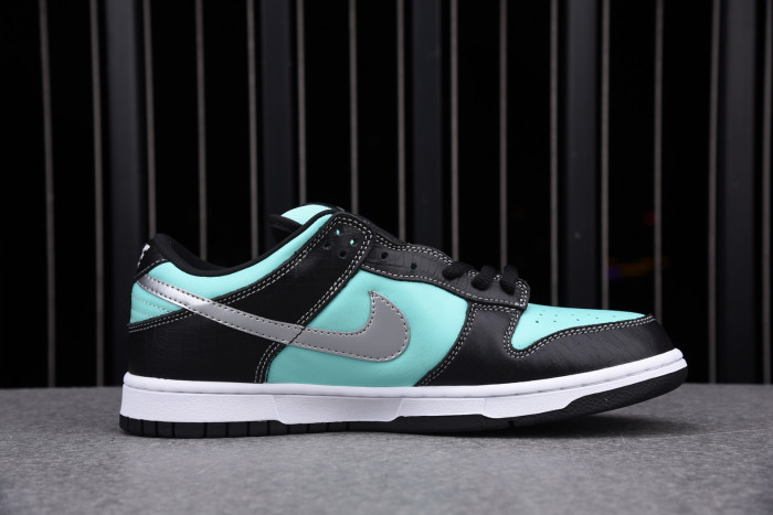 diamond S*pply co. x dunk low pro sb 