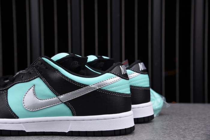 diamond S*pply co. x dunk low pro sb 
