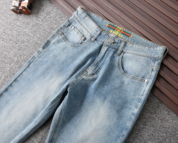 G*u*i pants 3a11