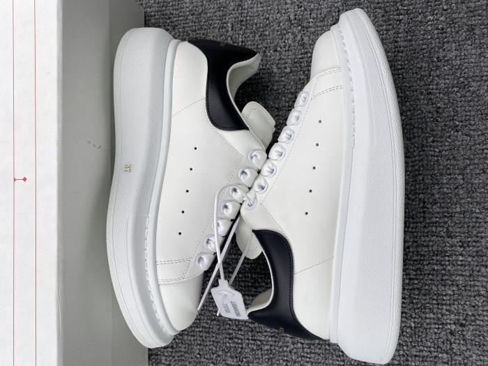 alex mcqu sneakers